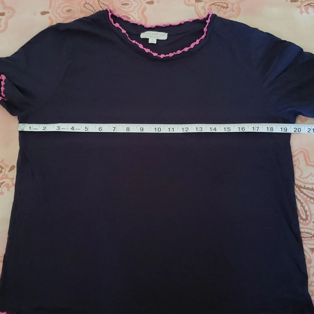 Pink Crochet Edge. Blue Tee Pink Accent. Knit - Picture 7 of 8